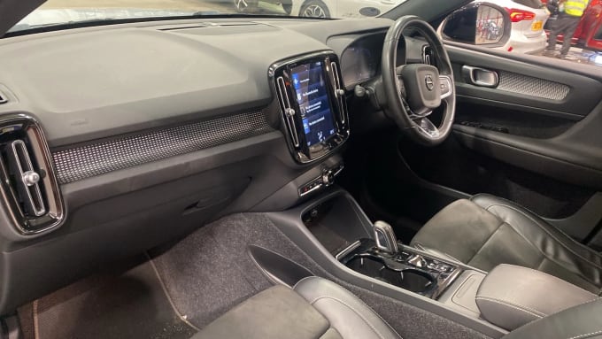 2020 Volvo Xc40