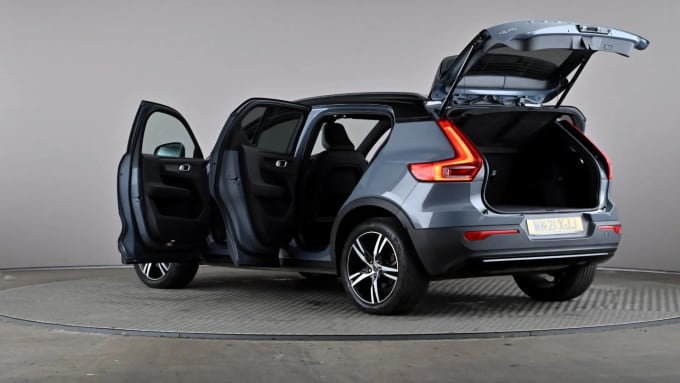 2021 Volvo Xc40