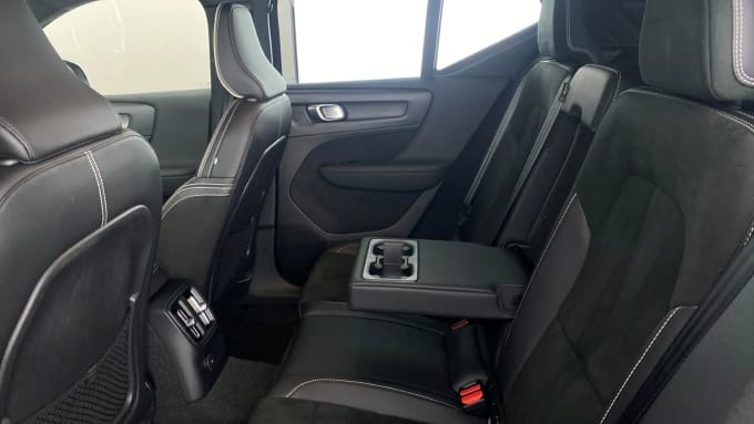 2021 Volvo Xc40