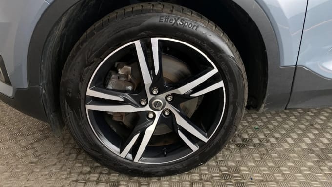 2021 Volvo Xc40