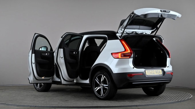 2022 Volvo Xc40
