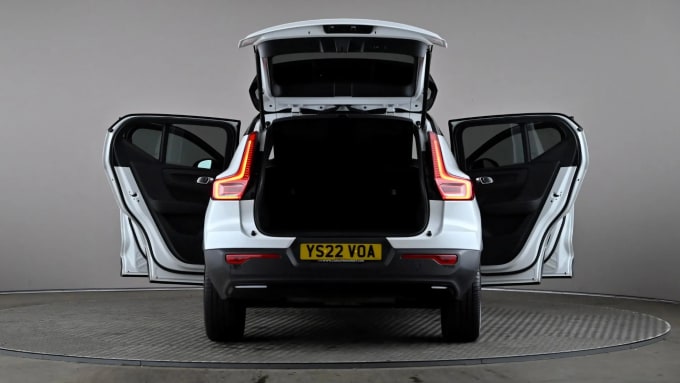 2022 Volvo Xc40