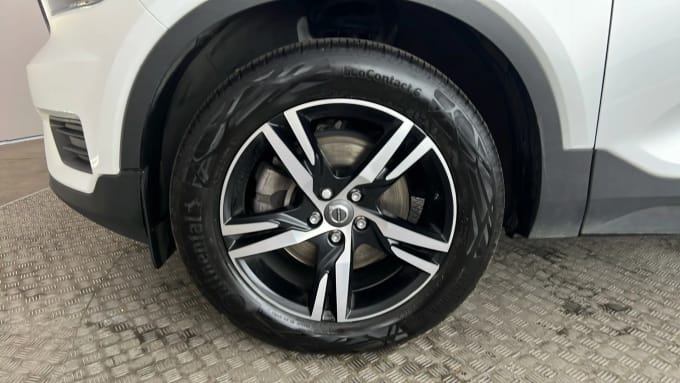 2022 Volvo Xc40