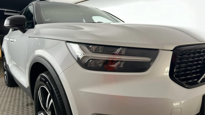 2022 Volvo Xc40