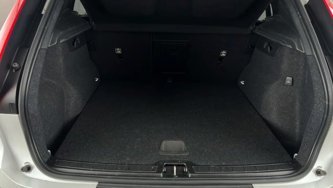 2022 Volvo Xc40