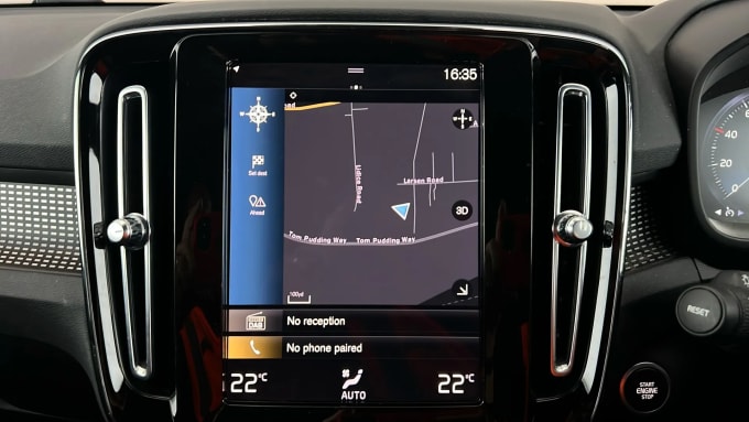 2022 Volvo Xc40