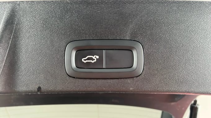 2022 Volvo Xc40
