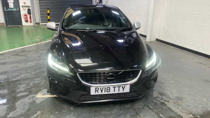 2018 Volvo V40