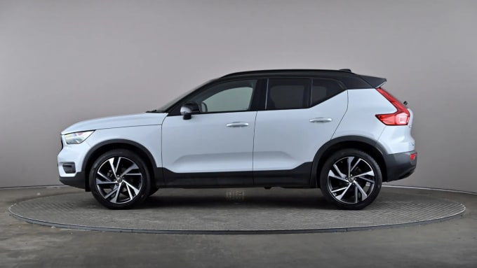 2021 Volvo Xc40