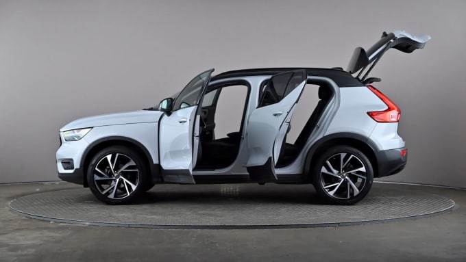 2021 Volvo Xc40