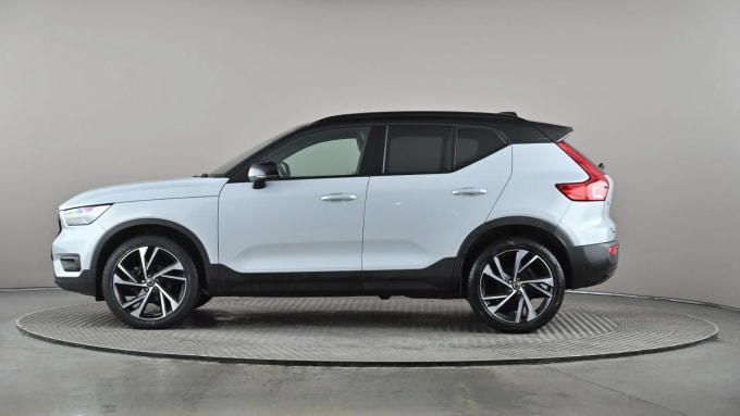 2020 Volvo Xc40