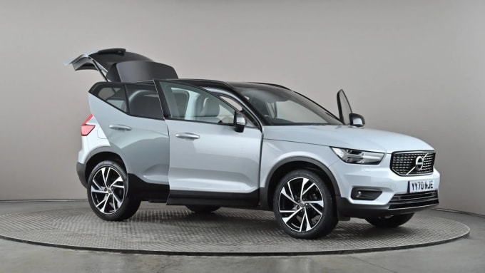 2020 Volvo Xc40