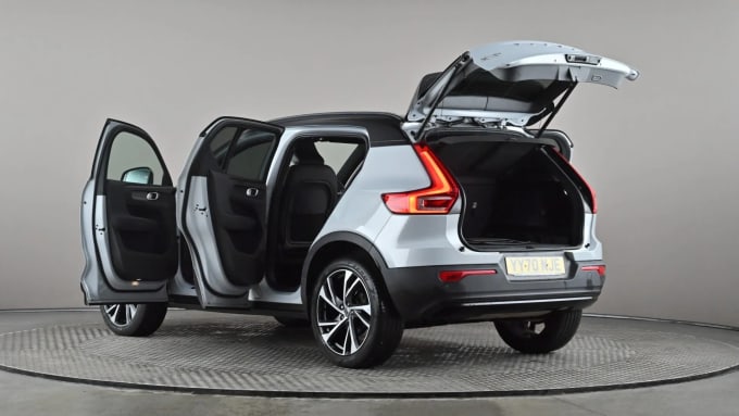 2020 Volvo Xc40