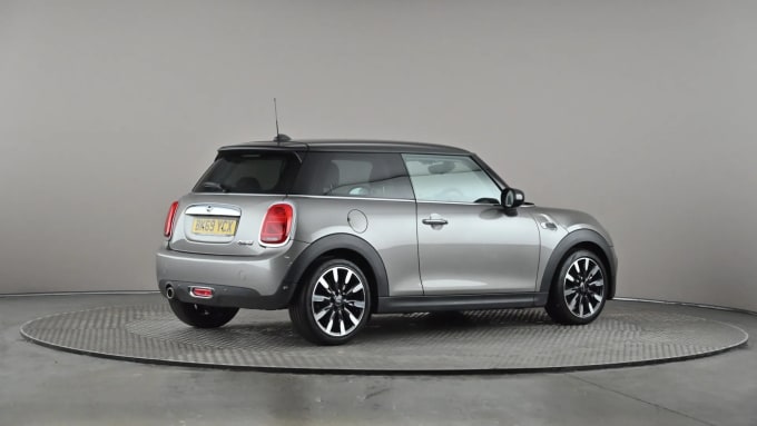 2019 Mini Hatch