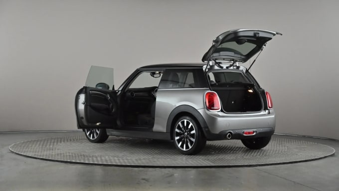 2019 Mini Hatch