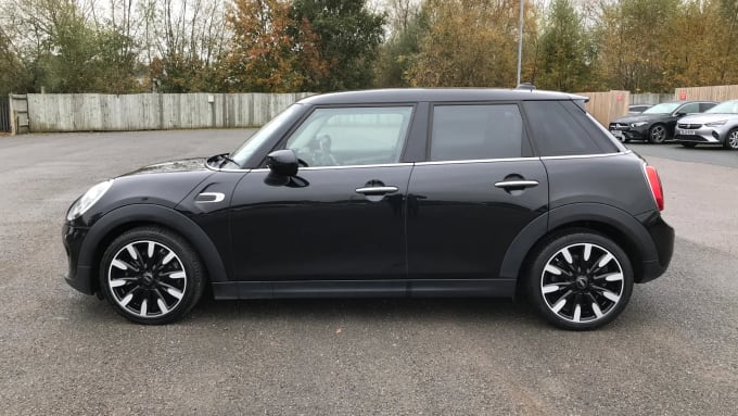 2020 Mini Hatch