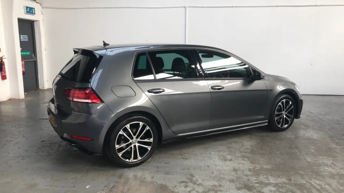 2019 Volkswagen Golf