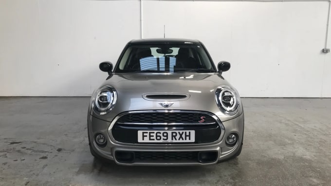 2019 Mini Hatch