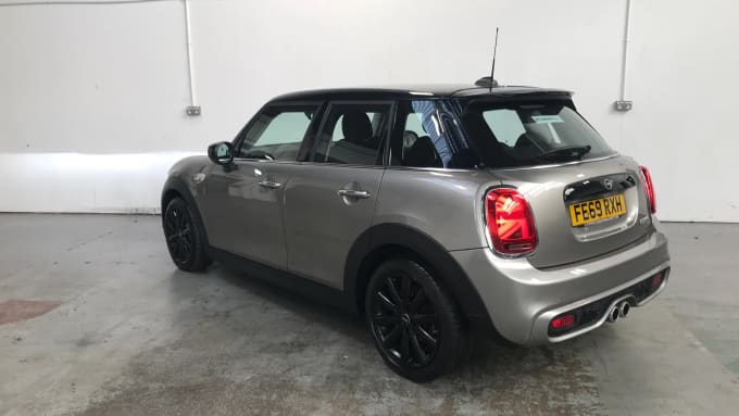 2019 Mini Hatch