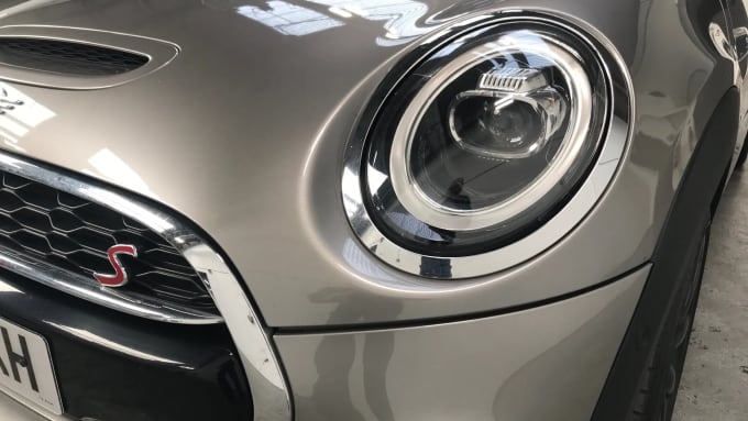 2019 Mini Hatch