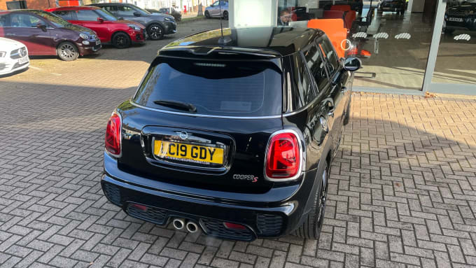 2019 Mini Hatch