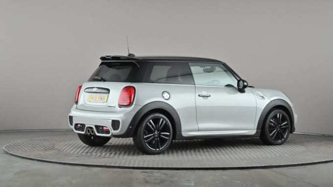 2019 Mini Hatch