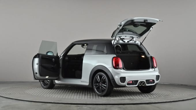 2019 Mini Hatch