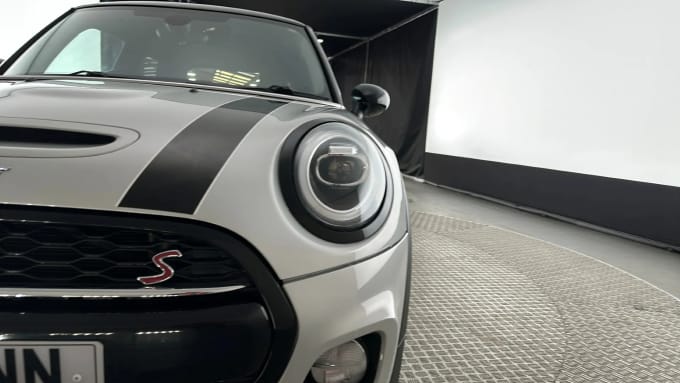 2019 Mini Hatch