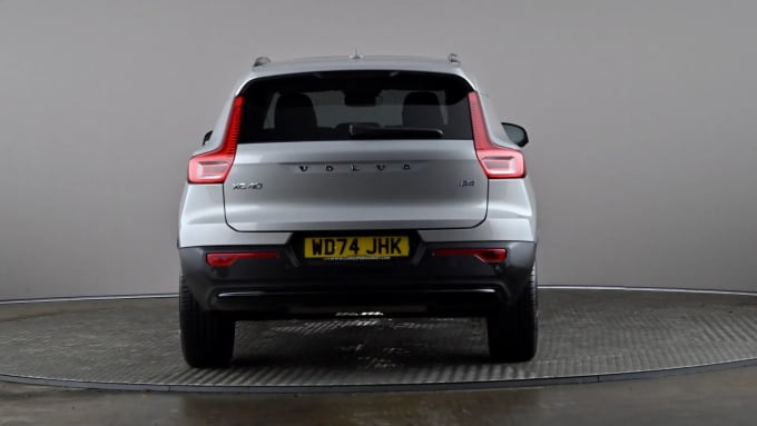 2024 Volvo Xc40