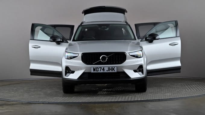 2024 Volvo Xc40