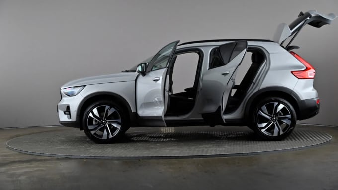 2024 Volvo Xc40