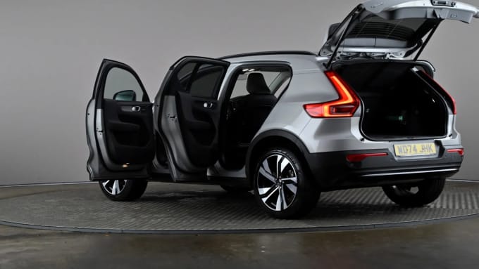 2024 Volvo Xc40