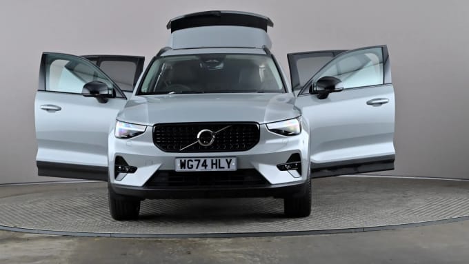 2024 Volvo Xc40