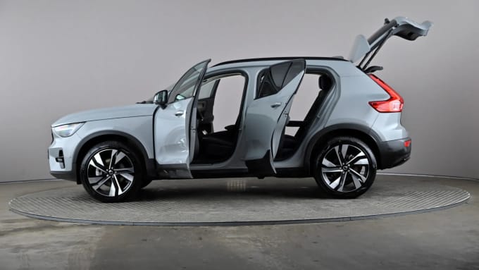 2024 Volvo Xc40