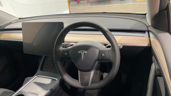 2024 Tesla Model Y