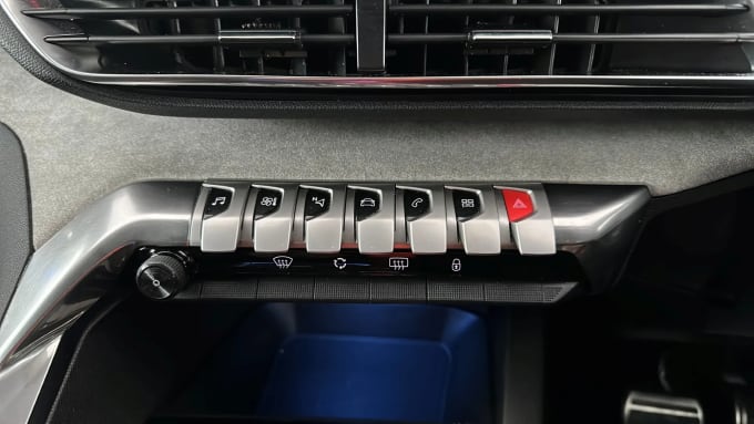 2022 Peugeot 3008