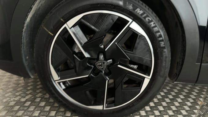 2024 Peugeot 408