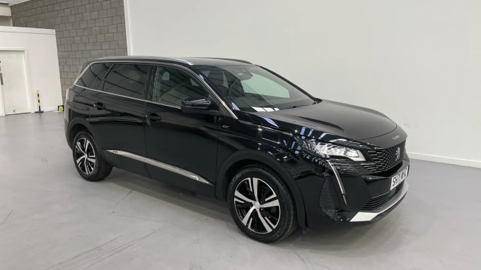 2021 Peugeot 5008