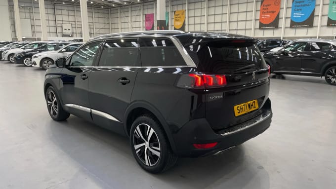 2021 Peugeot 5008