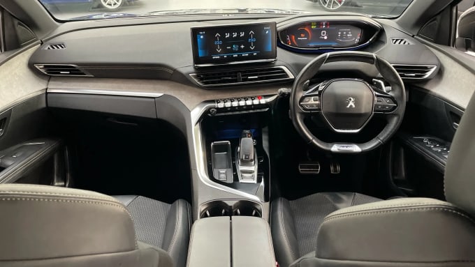 2021 Peugeot 5008