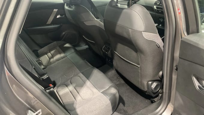 2023 Citroen C4