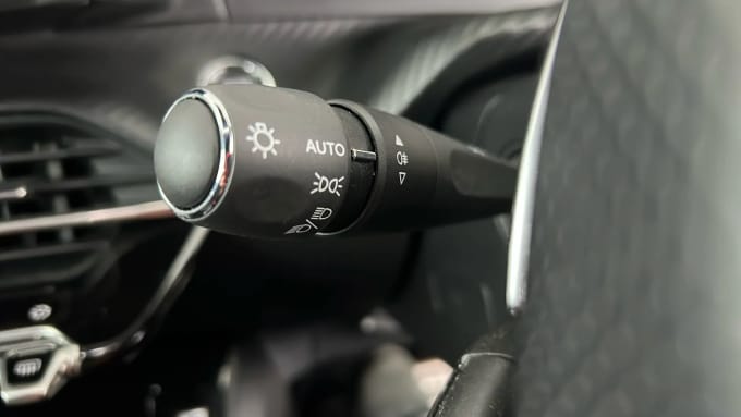2022 Peugeot 208