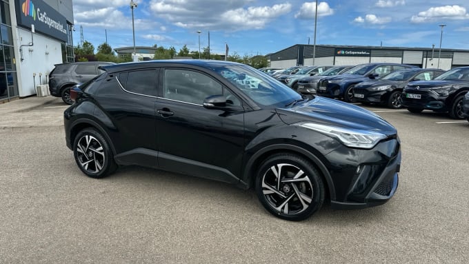 2022 Toyota C-hr
