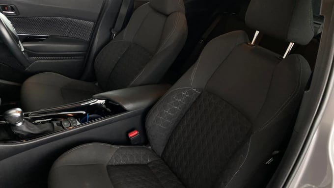 2021 Toyota C-hr