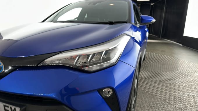 2022 Toyota C-hr