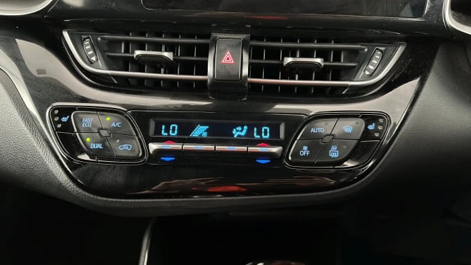 2022 Toyota C-hr