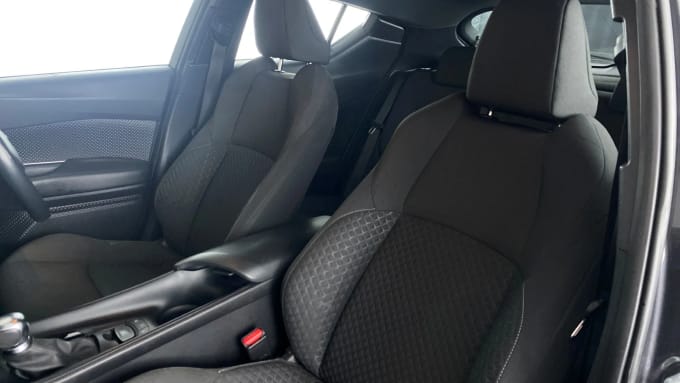 2021 Toyota C-hr