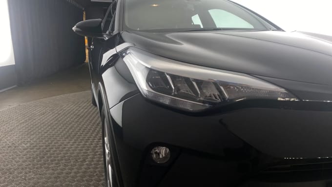 2023 Toyota C-hr
