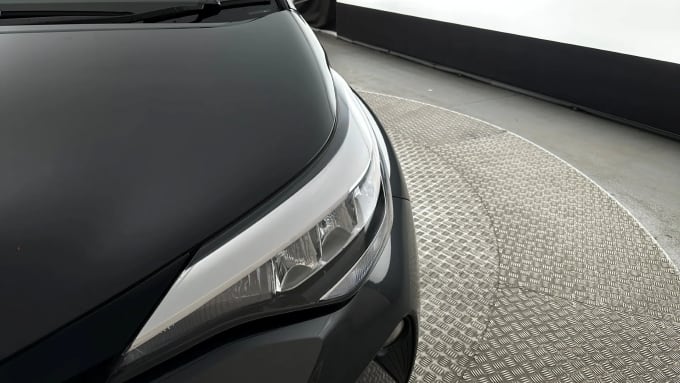 2022 Toyota C-hr