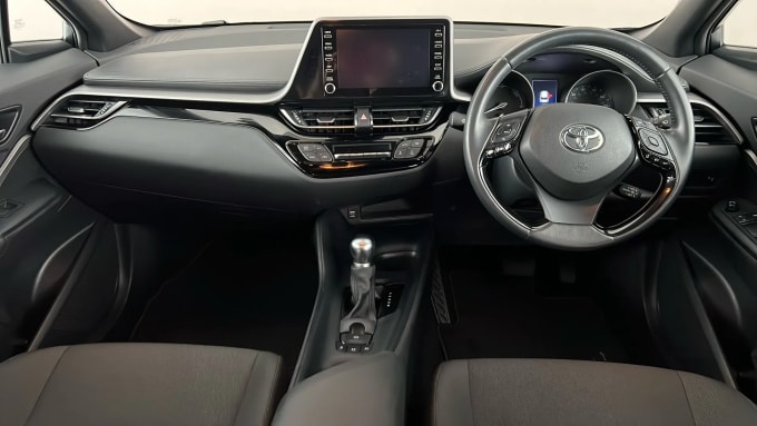 2022 Toyota C-hr